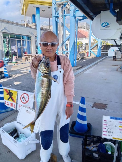 魚種：アジ一覧 - 太公望コンテスト2025 | 横浜ベイサイドマリーナ